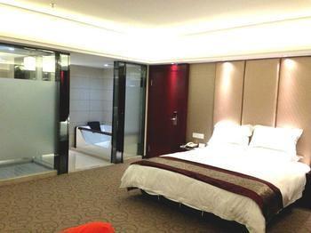 Linglongxu Boutique Hotel Wuhan Bagian luar foto
